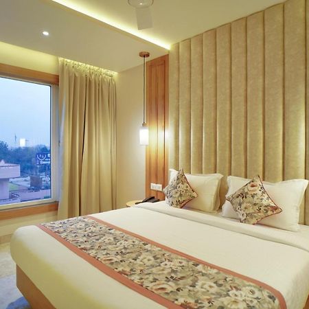 Hotel Four Element Varanasi Eksteriør bilde