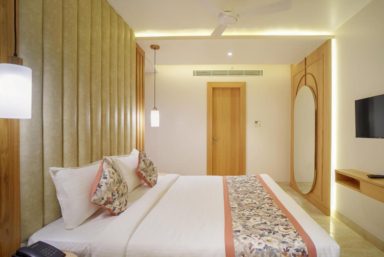 Hotel Four Element Varanasi Eksteriør bilde